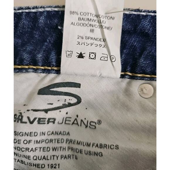 Silver Jeans ~Woman Size 29~ Blue Denim Frances Capri Jeans. - Picture 13 of 14